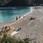 Campingplatz Poros Beach Camping- Studios Mikros Gialos