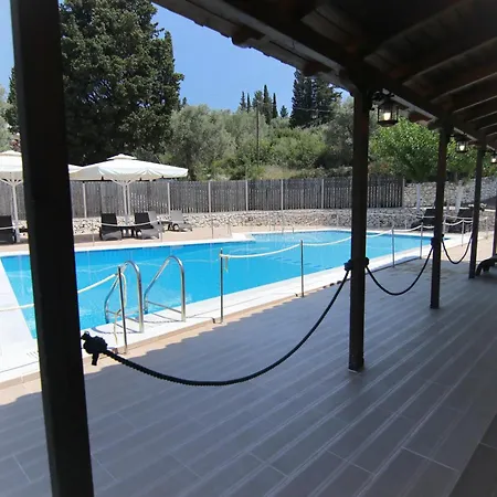 Poros Beach Camping- Studios
