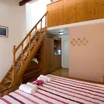 Poros Beach Camping- Studios * מיקרוס גיאלוס