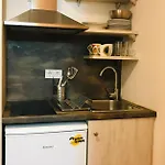אתר קמפינג Poros Beach Camping- Studios מיקרוס גיאלוס