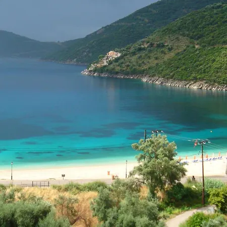 אתר קמפינג Poros Beach Camping- Studios