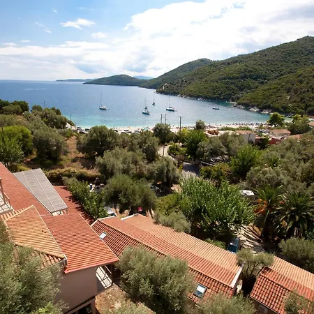 Campingplatz Poros Beach Camping- Studios Mikros Gialos
